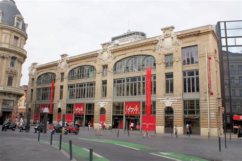 Galeries Lafayette Toulouse .